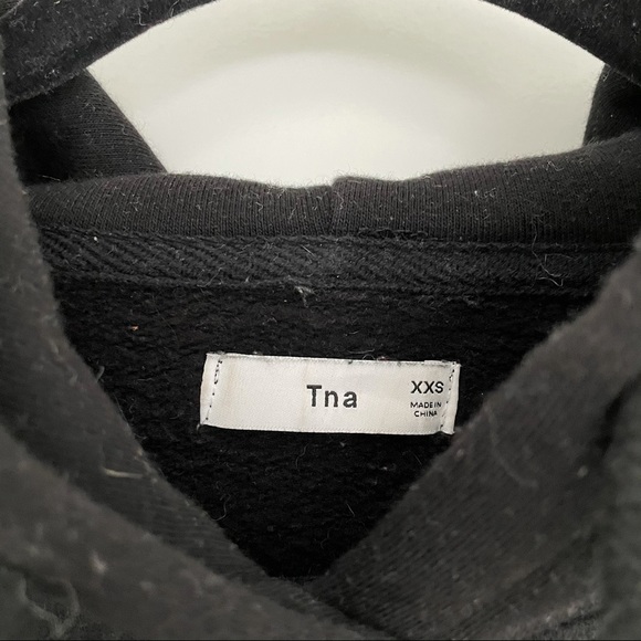 TNA The Iconic Hoodie in XXS - Picture 3 of 4